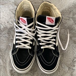 Old Skool vans never worn!